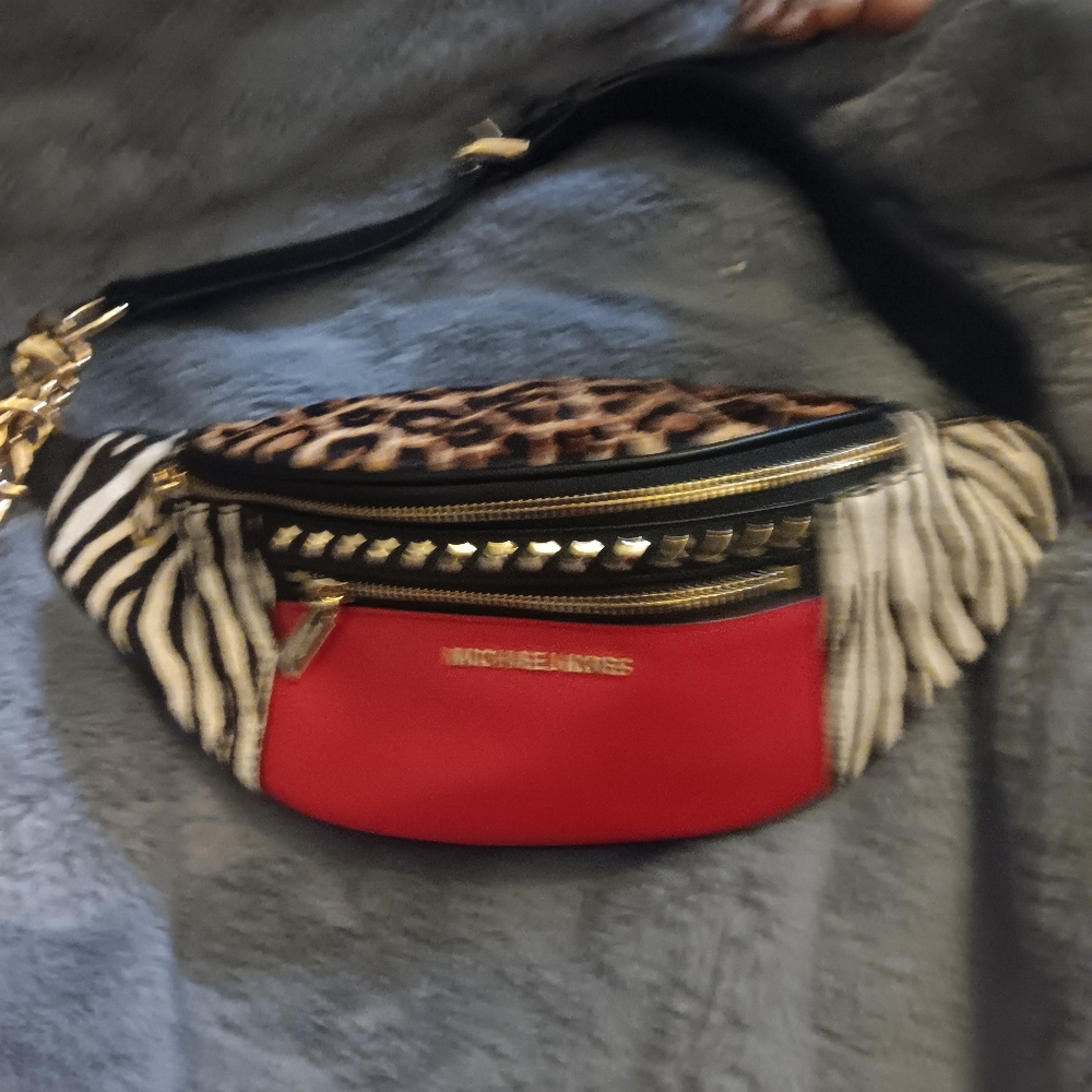 Rare MK Fanny pack - Picture 3 of 4